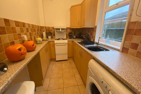 2 bedroom terraced house for sale, Bassett Street, Wigston LE18