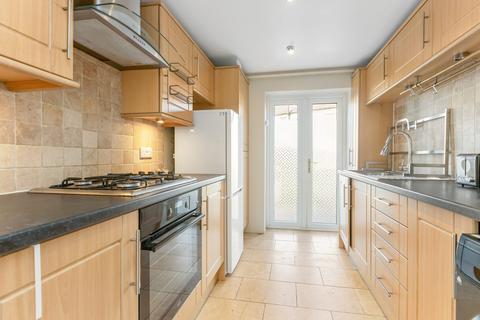 2 bedroom flat to rent, Pirniefield Bank, Leith Links, Edinburgh, EH6