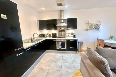 2 bedroom flat for sale, Rumbush Lane, Dickens Heath, Shirley, Solihull, B90