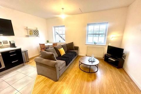 2 bedroom flat for sale, Rumbush Lane, Dickens Heath, Shirley, Solihull, B90