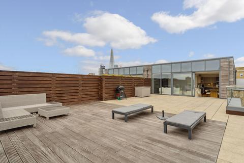 3 bedroom apartment for sale, Alwen Court, Pages Walk, London, SE1