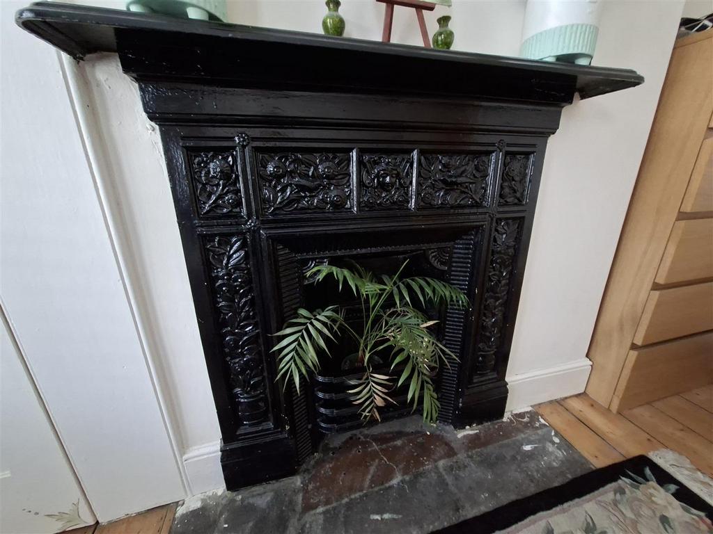 Feature Fireplace/Bedroom