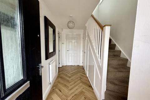 3 bedroom semi-detached house for sale, Broom Close, Castle Bromwich, Birmingham, West Midlands, B36