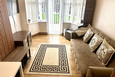 3 bedroom semi-detached house for sale, Bucklands End Lane, Birmingham, West Midlands, B34