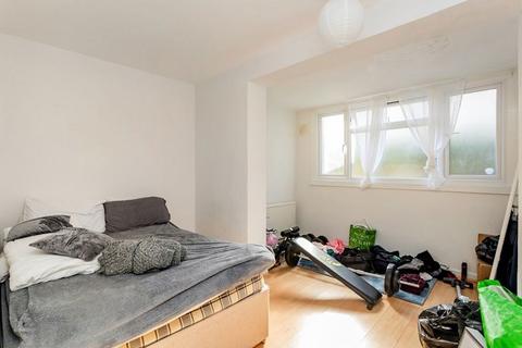 2 bedroom flat to rent, Highdown Road, Hove, BN3 6ED.