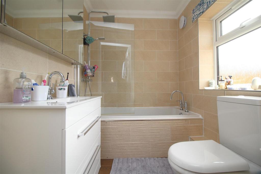 Bathroom .JPG