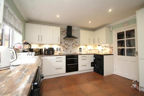 4 bedroom detached house for sale, High Street, Eye, Peterborough