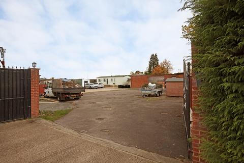 undefined, Crow Lane, Romford, RM7