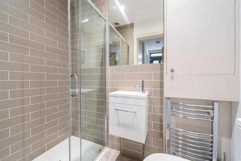 15 Cottage Grove, Surbiton, KT6 4JH