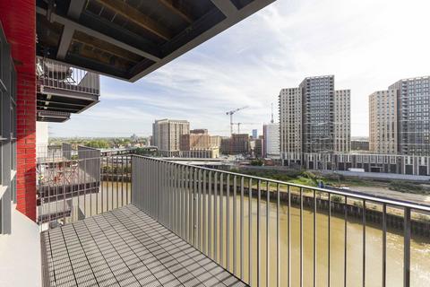 undefined, City Island Way, London E14