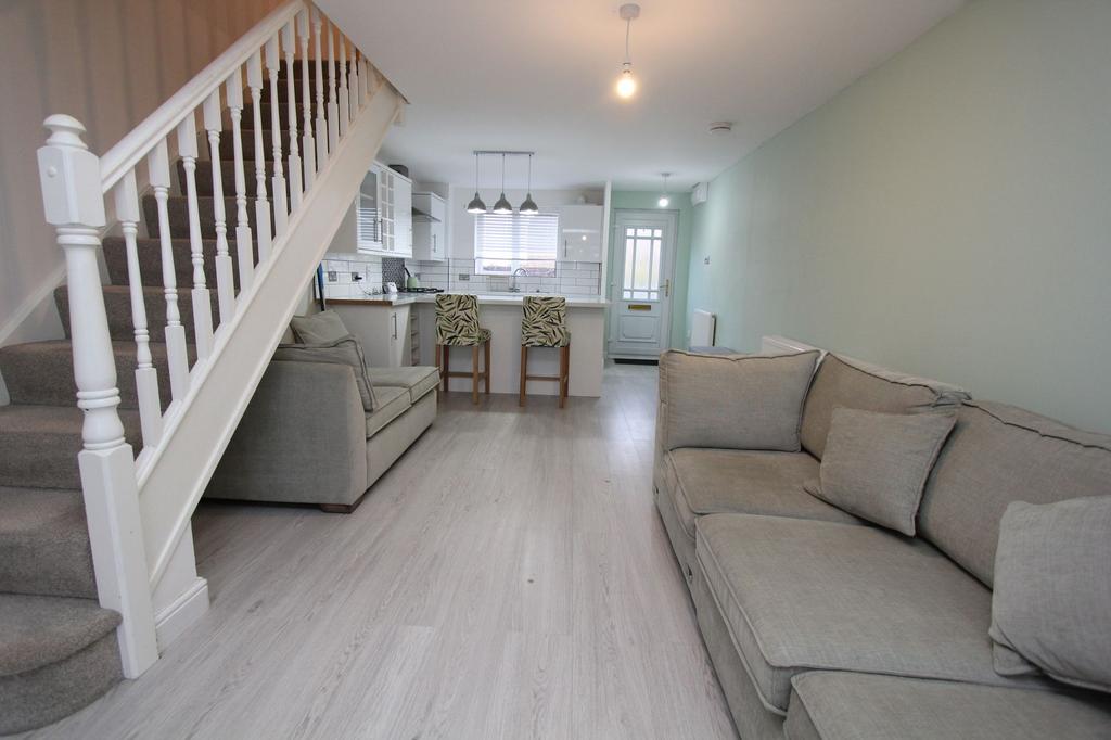 Open Plan Lounge and Kitchen