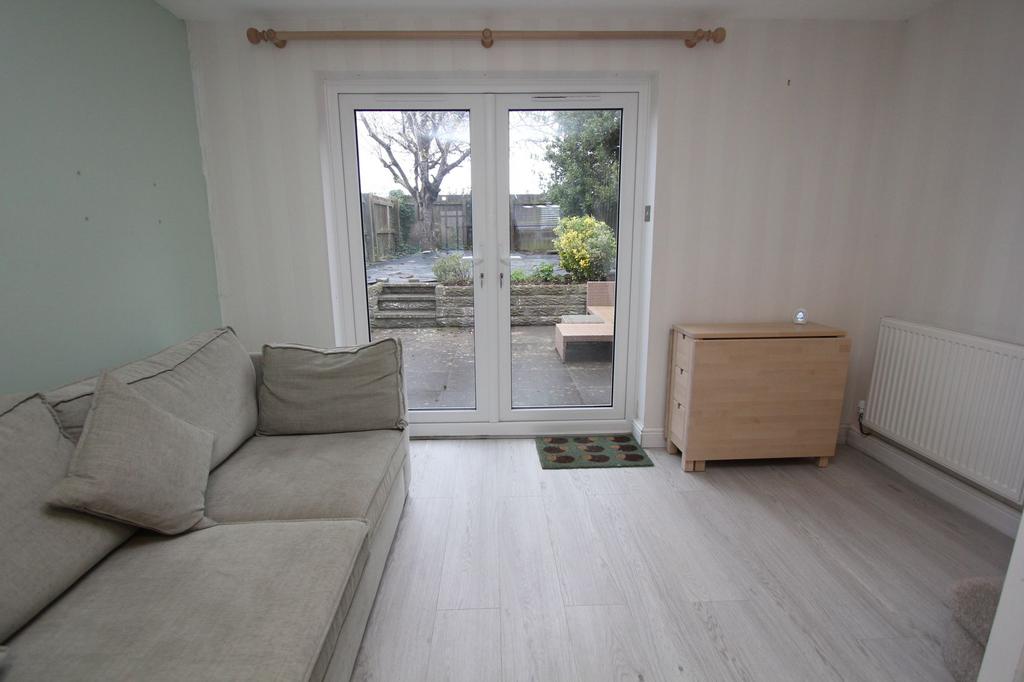 Open Plan Lounge and Kitchen