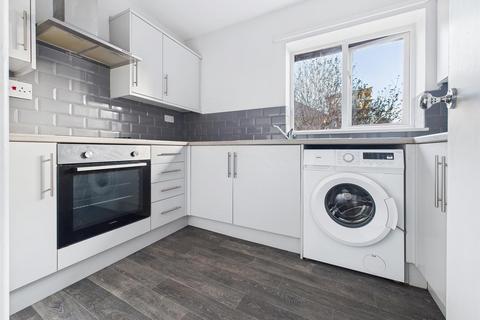 2 bedroom flat to rent, Northumberland Road, Newcastle Upon Tyne NE1