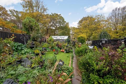 undefined, Norwood Park Road, West Norwood, London, SE27