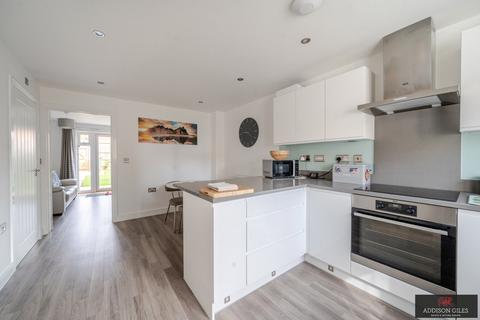 3 bedroom terraced house for sale, Keepsake Way, Aylesbury, Buckinghamshire,, HP18