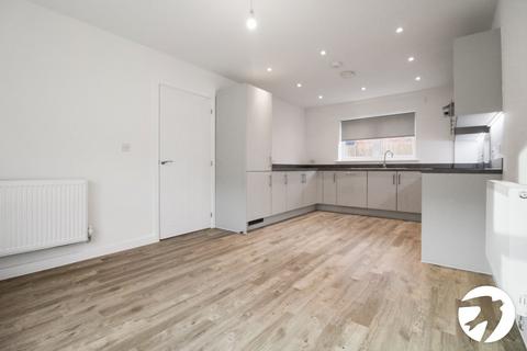 3 bedroom semi-detached house to rent, Pelsey Close, Alkerden, Ebbsfleet Valley, Swanscombe, DA10