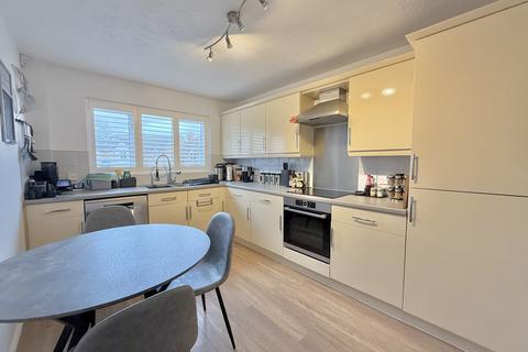 3 bedroom detached house for sale, Tarrant Green, Warfield, Bracknell