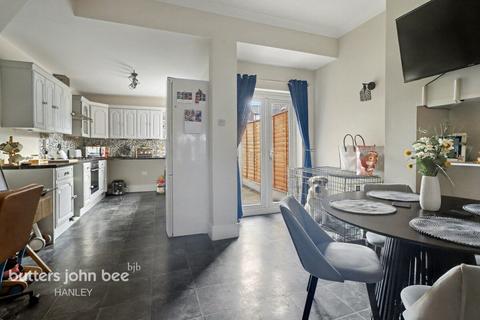 2 bedroom terraced house for sale, Birches Head Road, Stoke-On-Trent, ST1 6LQ