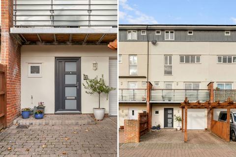 undefined, Davidson Close, Southampton SO45