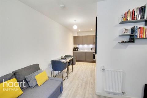 undefined, SAINT PIER Court, LONDON