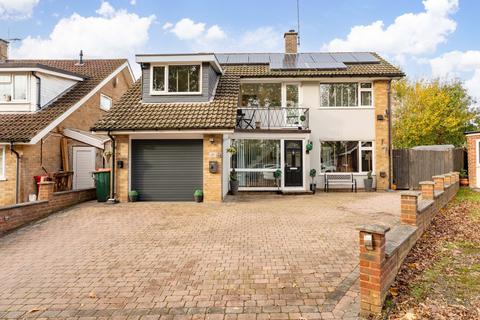 Harewood Close, Crawley RH10