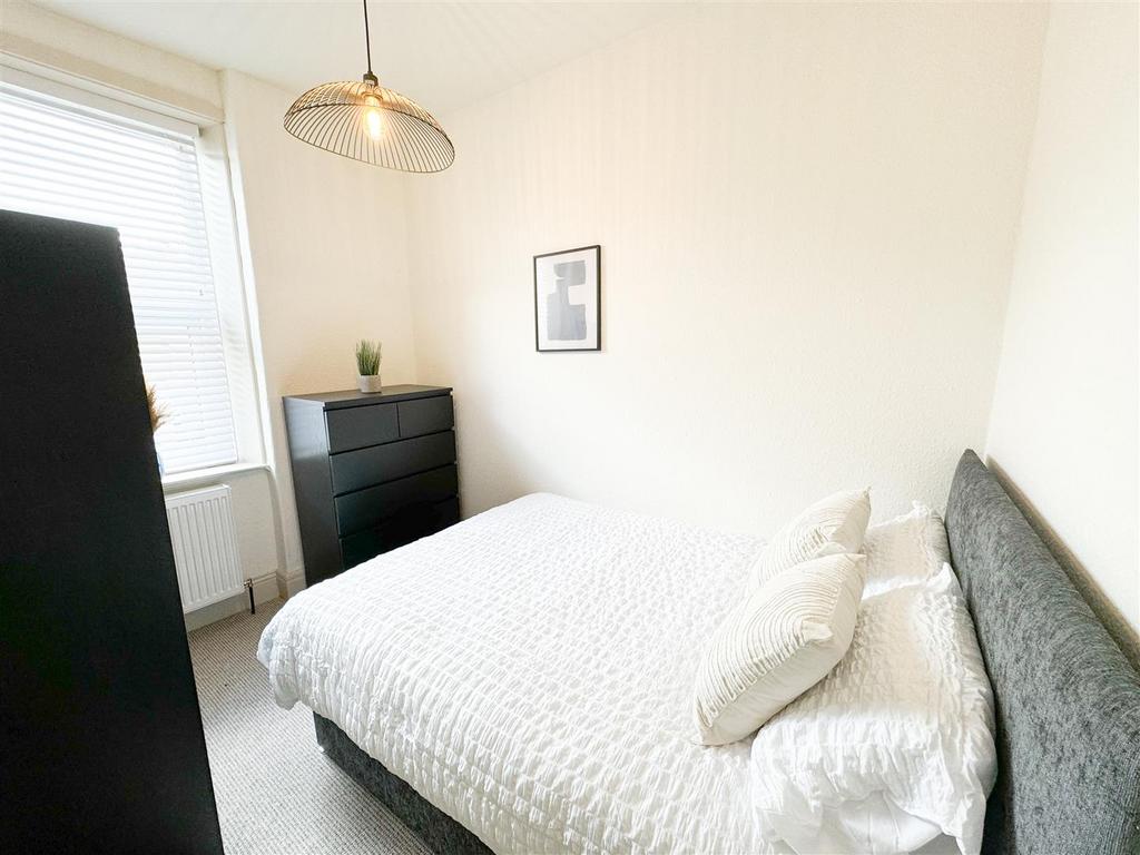 Bedroom 3.jpg