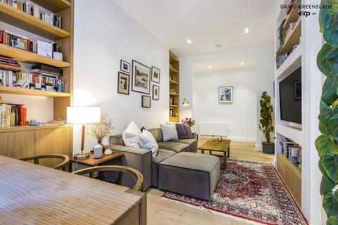 2 bedroom flat for sale, Bedford Avenue, London WC1B