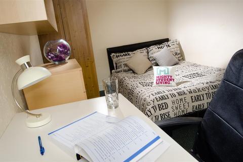 undefined, Newsham Place, Lancaster LA1
