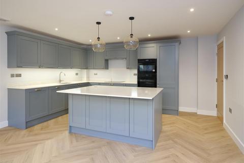 4 bedroom semi-detached house for sale, Greenhill Bank Road, Holmfirth HD9