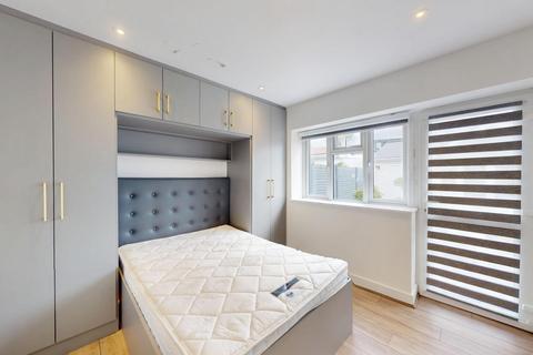 undefined, Oakfield Gardens, Greenford, UB6