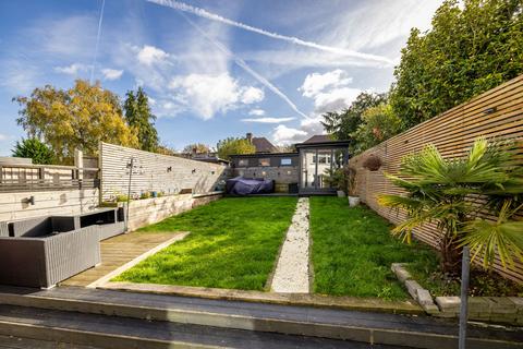 56 Elm Park Gardens, South Croydon, CR2 8RU