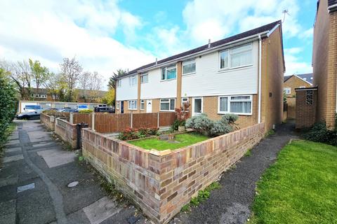 Ridge Bank, Slough, SL1