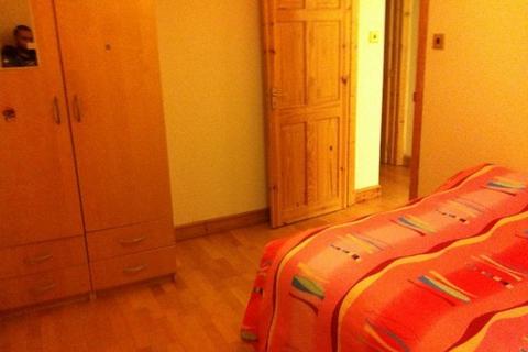 3 bedroom house to rent, Northwick Avenue, Harrow HA3