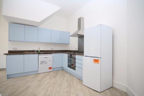 2 bedroom flat to rent, St. Thomas's Road, London