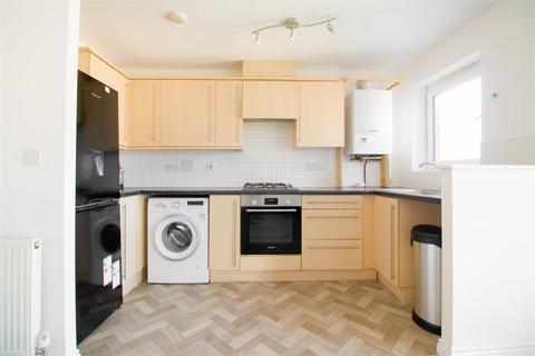 2 bedroom apartment to rent, Thackhall Street, Coventry CV2
