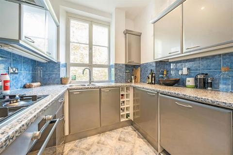 2 bedroom flat to rent, Westbourne Terrace, London W2