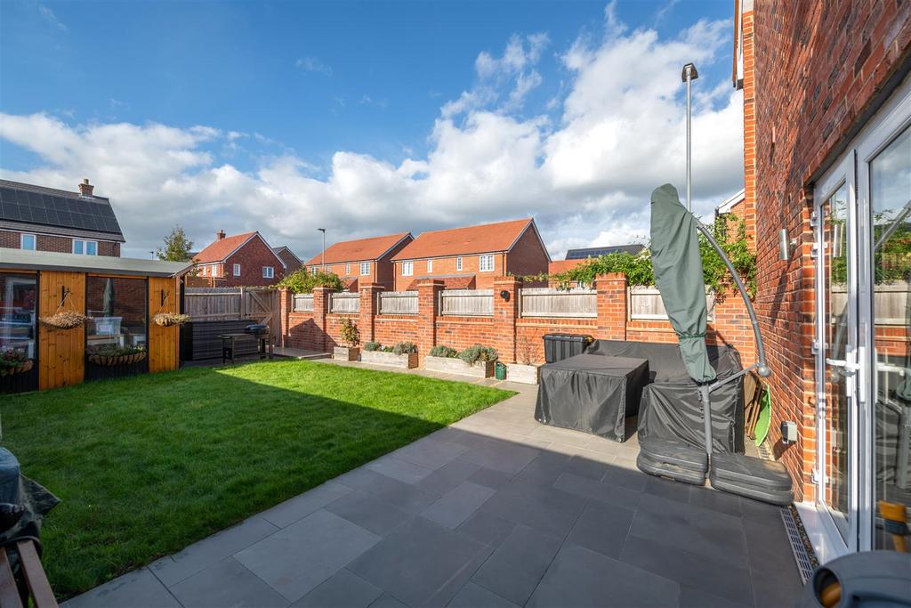 19 Emerald Road externals-3 - Copy.jpg