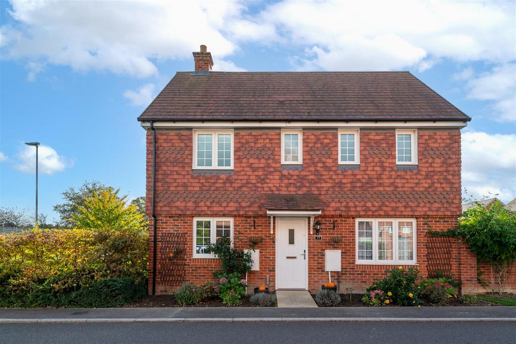 19 Emerald Road externals-9.jpg