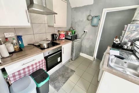 undefined, Uxbridge Terrace, Gateshead NE10