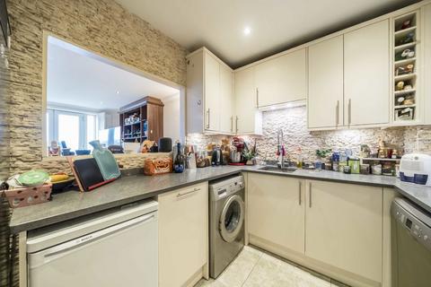 2 bedroom flat for sale, Millennium Drive, London E14