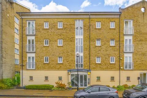 undefined, Millennium Drive, London E14