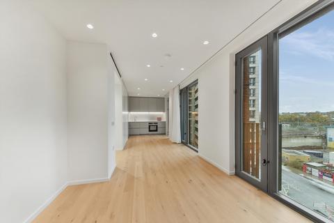 Cadence, Lewis Cubitt Walk, London, N1C