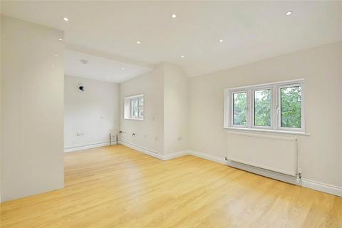 Crowther Avenue, Brentford, TW8