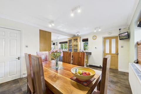 4 bedroom detached house for sale, Back Lane, West Lutton, YO17 8TF