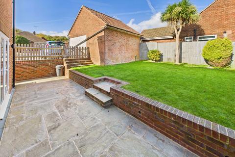 4 bedroom semi-detached house for sale, Coombe Road, Steyning