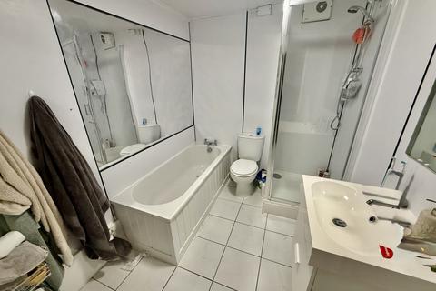undefined, Gilesgate, Durham, County Durham, DH1