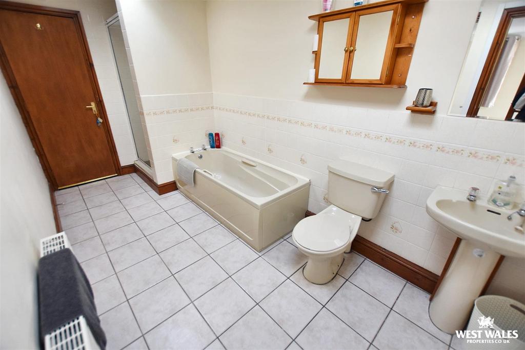 1 - 2025-10-26 T201535.592.jpg