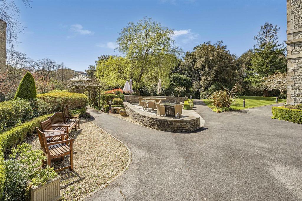 Brompton Patio.jpg