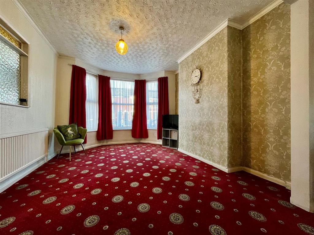 Lounge Area.jpg