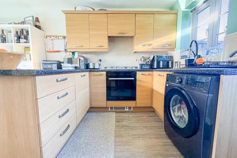 4 bedroom terraced house for sale, Marconi Drive, Highbridge, Somerset, TA9